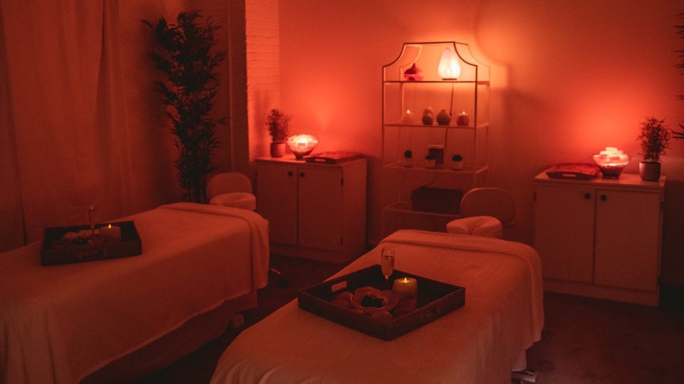 Romantic Ambiance at Zend Out Couples Massage Spa Soothing Ambiance at Zen'd Out Couples Massage Spa